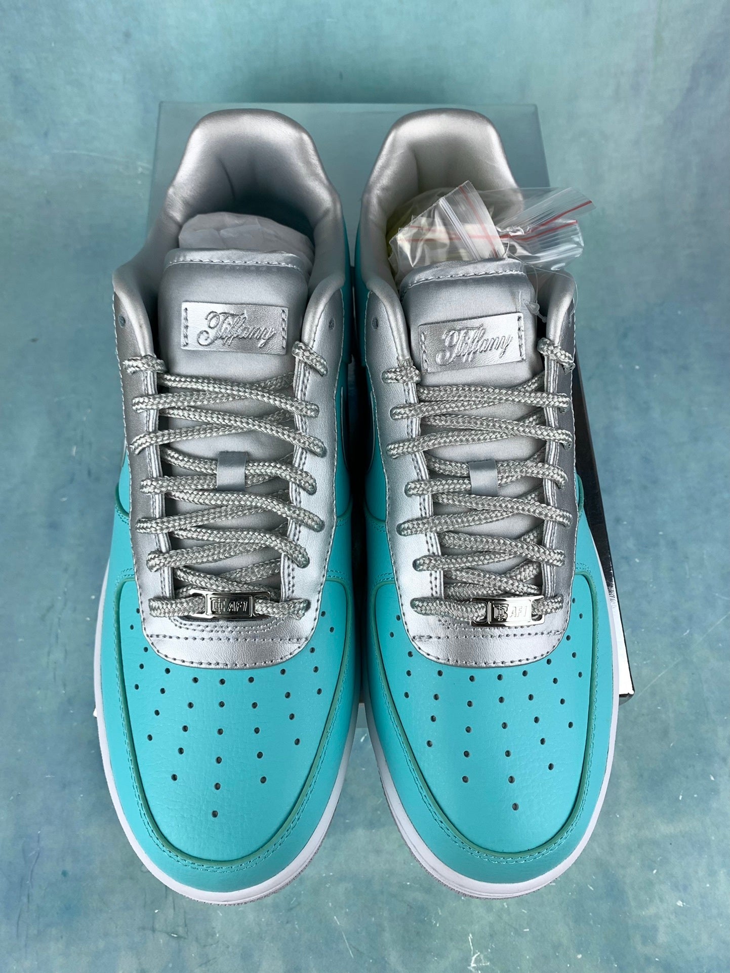 NIKE Air Force 1 Sneakers