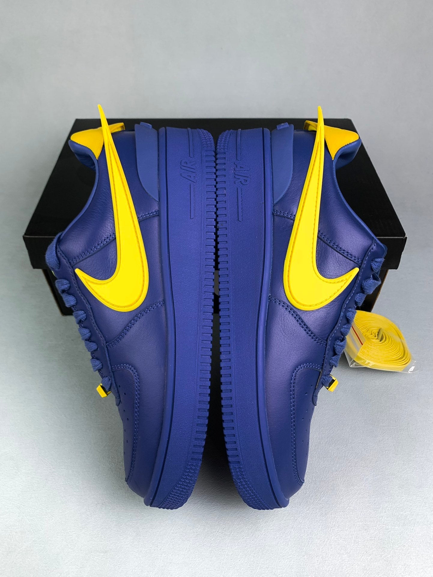 Sneakers NIKE Air Force 1
